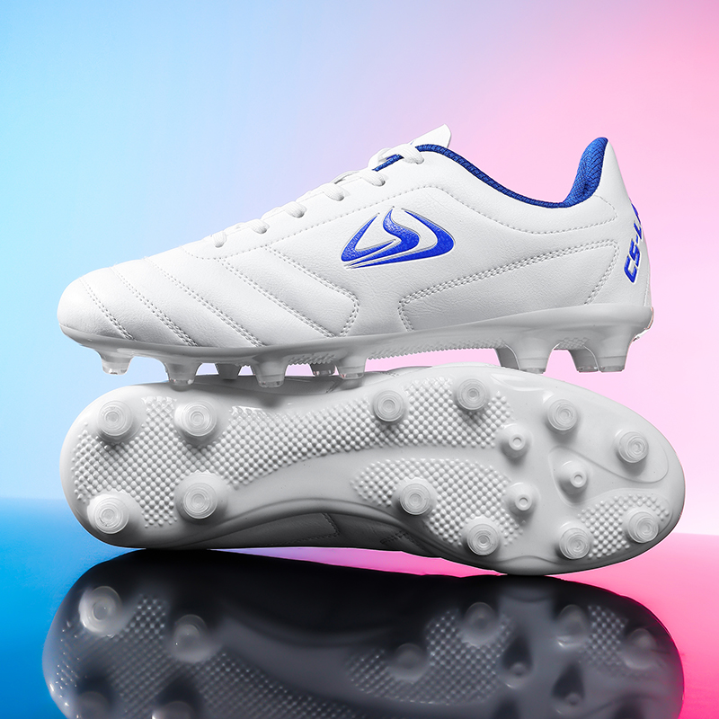 Nouvelles chaussures de footba - Outdoor Sport Court avis et prix